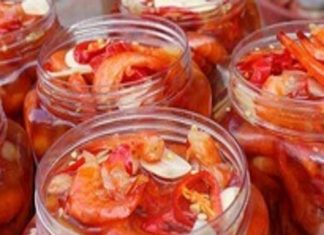 Từ món ăn chơi trong gia đình, giờ đây mắm tép đã trở thành một trong những loại đặc sản của tỉnh Trà Vinh
