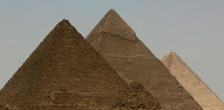 Đại kim tự tháp Giza (Ai Cập) - 7 kỳ quan thế giới cổ đại