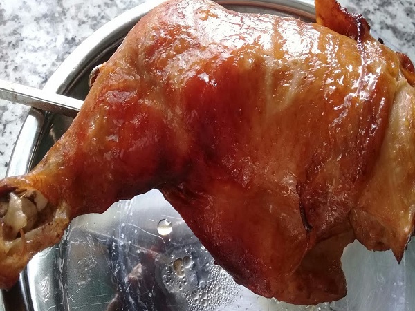 Cách làm gà quay bằng lò nướng: