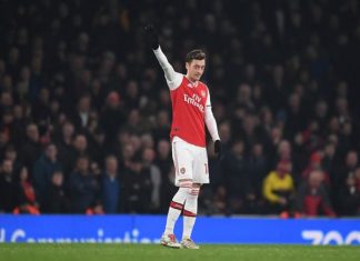 bong-da-anh-18-1-ozil-khep-lai-chang-duong-hon-7-nam-o-arsenalbong-da-anh-18-1-ozil-khep-lai-chang-duong-hon-7-nam-o-arsenal