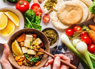 Mơ thấy ăn chay là điềm gì? Đánh con gì vào bờ an toàn?