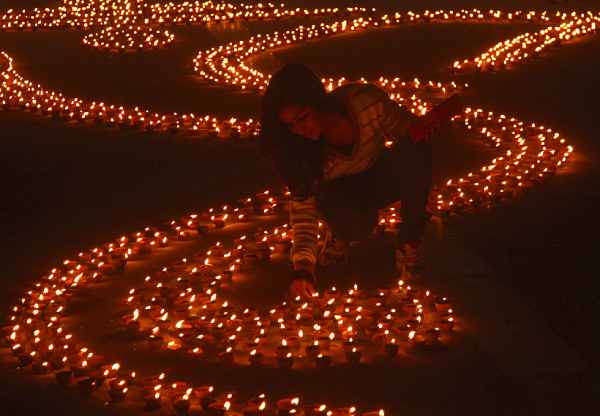 Lễ hội Diwali? Tìm hiểu về lễ hội ánh sáng ở Ấn Độ