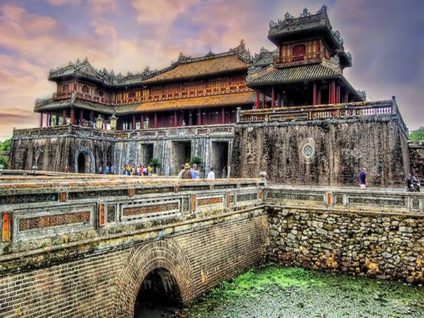 Kinh Nghiệm Du Lịch Huế: Khám Phá Cố Đô Cổ Kính