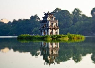 Tháp Rùa – Cảnh đẹp Hồ Gươm đầy cổ kính