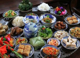 Bánh chưng – biểu tượng của đất trời