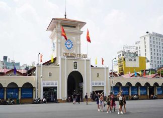 Chợ Bến Thành – Biểu tượng của Thành phố Hồ Chí Minh