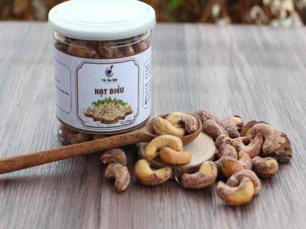 Hạt điều rang muối – Tinh hoa từ vùng đất đỏ bazan