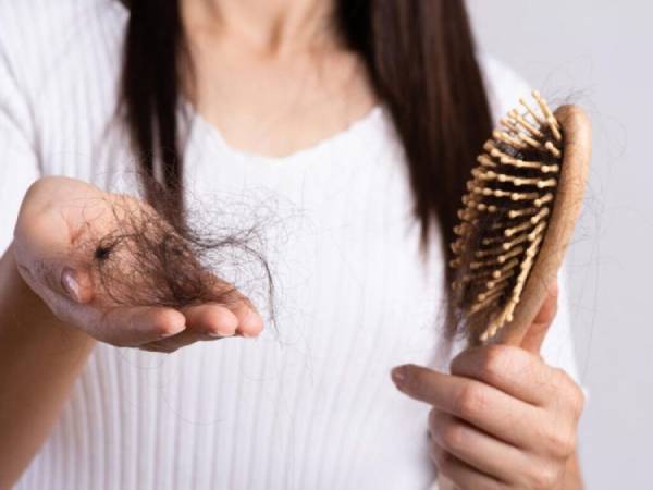 Bí ẩn giấc mơ thấy rụng tóc có liên quan đến sức khỏe?