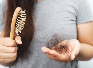 Giải mã giấc mơ thấy tóc rụng từng sợi lẻ tẻ