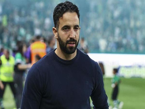 Huấn luyện viên MU hiện tại