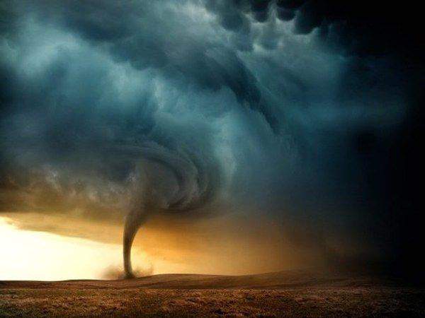 Nằm mơ thấy lốc xoáy là điềm gì? Liệu có liên quan tài vận