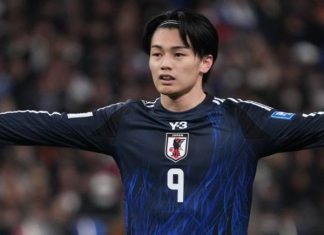 Bóng đá Anh: Leeds United được khuyên chiêu mộ Ayase Ueda Bóng đá Anh: Leeds United được khuyên chiêu mộ Ayase Ueda