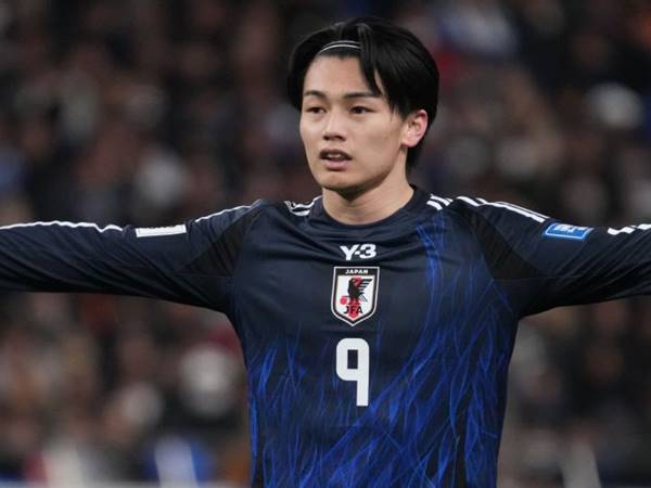 Bóng đá Anh: Leeds United được khuyên chiêu mộ Ayase Ueda Bóng đá Anh: Leeds United được khuyên chiêu mộ Ayase Ueda