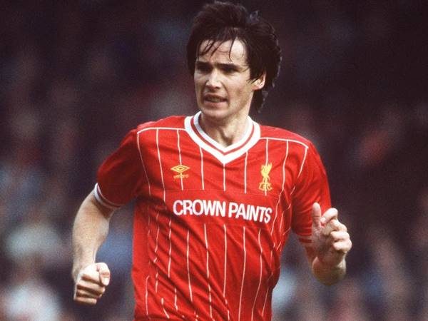 hậu vệ huyền thoại Liverpool hậu vệ huyền thoại Liverpool