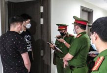 Giật mình với ý nghĩa giấc mơ thấy công an đến nhà