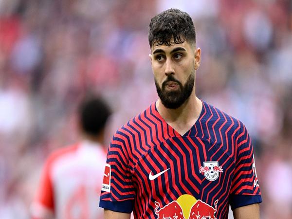 Yếu tố tạo nên hàng thủ chắc chắn của Man City