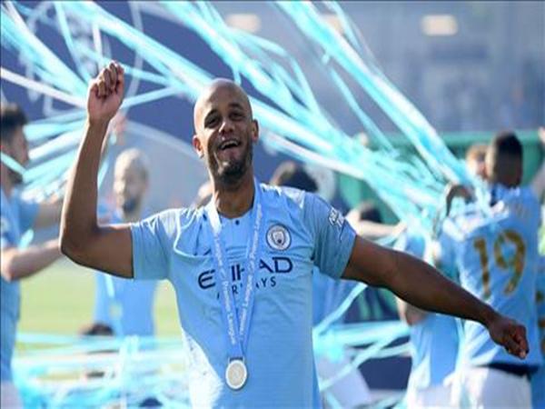 Những hậu vệ Man City xuất sắc